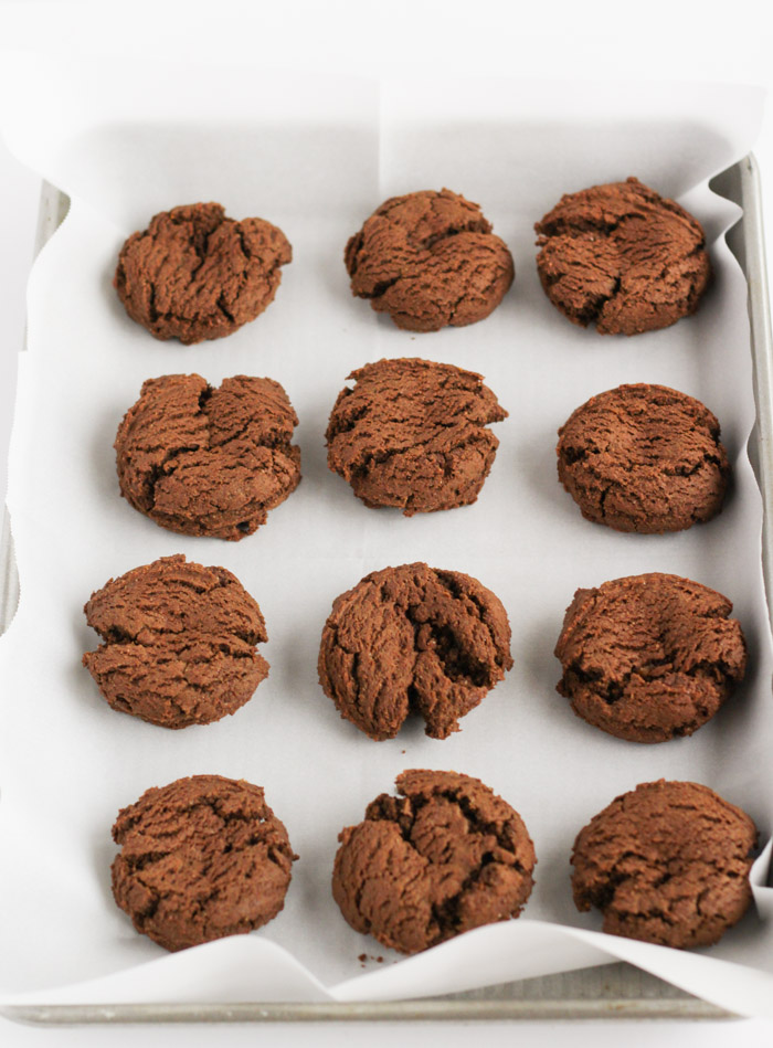 Gluten-Free chocolate cookies stuffed with caramel | thebalancedberry.com
