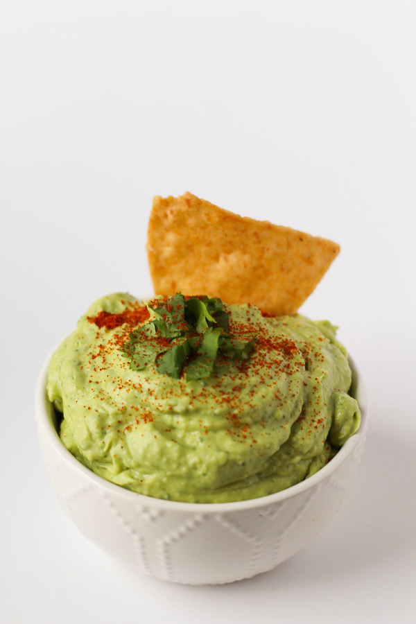 Guacahummus - the best of both dip worlds! via thebalancedberry.com