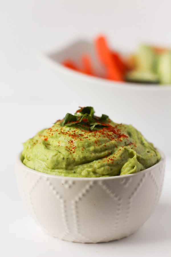 Guacahummus - the best of both dip worlds! via thebalancedberry.com