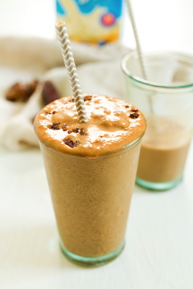 Cold Brew Mocha Smoothie by Eating Bird Food | Summer Smoothie Roundup via thebalancedberry.com