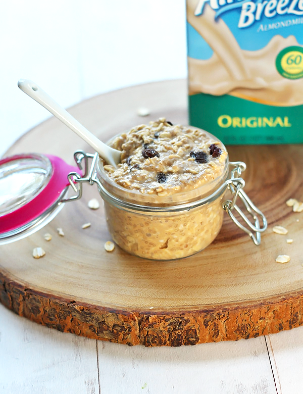 Cookie Dough Overnight Oats via thebalancedberry.com #glutenfree #vegan