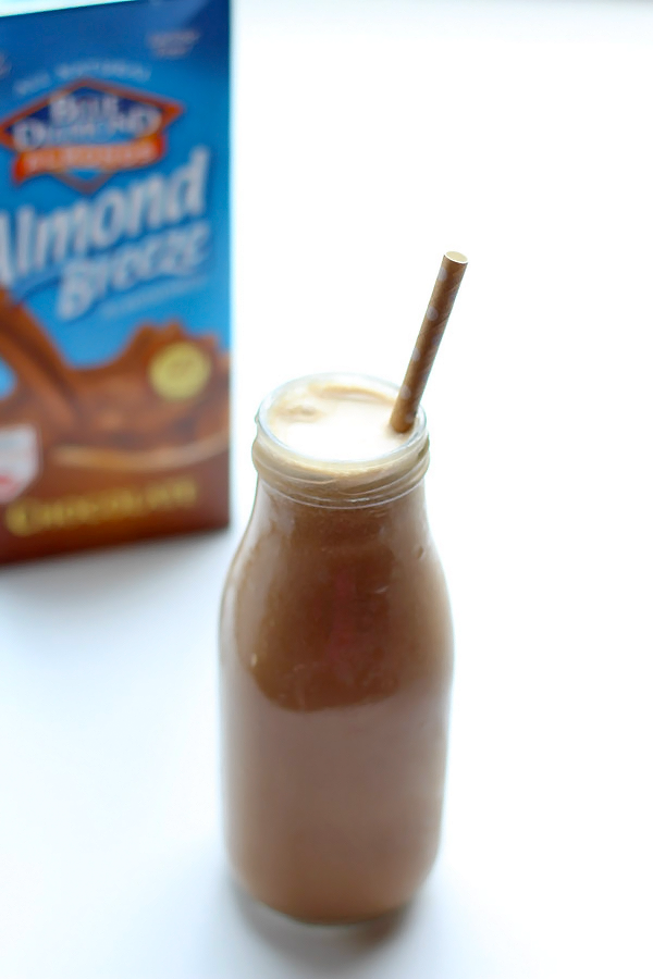 Mocha Protein Smoothie - a cool, creamy way to get your caffeine fix!