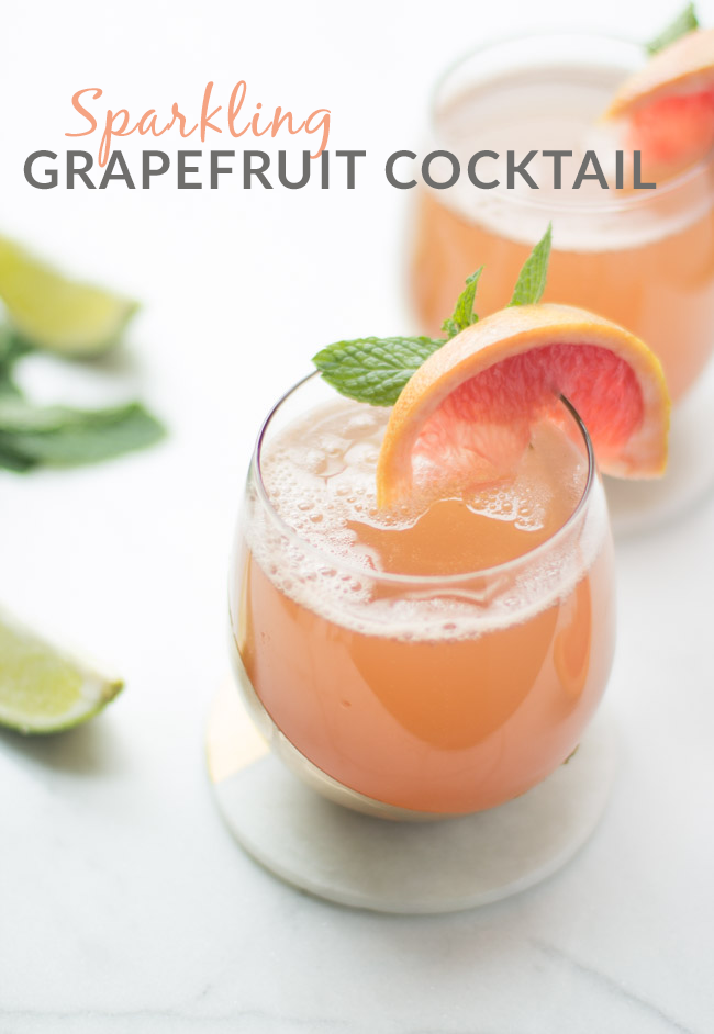 Sparkling Grapefruit Cocktail - a light, bubbly grapefruit cocktail that is perfect for your next celebration!