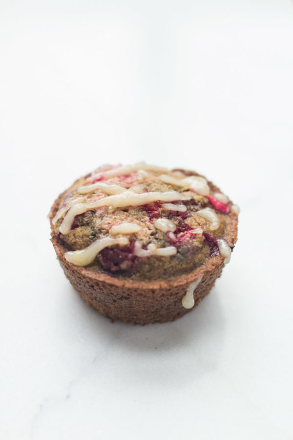 Gluten-Free Cranberry Orange Muffins - tart, lightly sweet and perfect for a healthy breakfast!