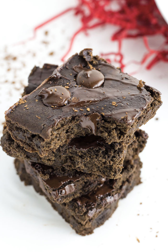 These Fudgy Black Bean Brownies are flourless, chocolate-y and a healthy way to celebrate Valentine's Day. 