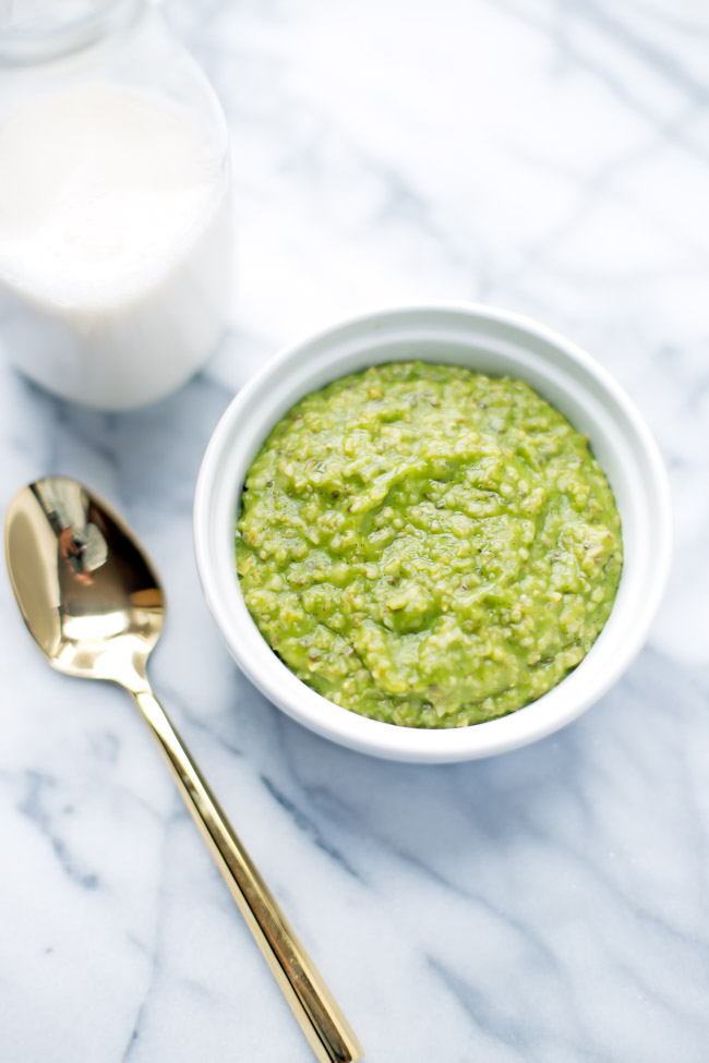 This lean, green vanilla bean steel cut oatmeal is a healthy breakfast all-star! It is the perfect way to sneak some extra veggies in at breakfast.