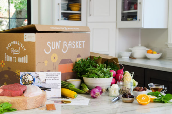 Sun Basket is a new healthy meal kit service that delivers organic ingredients and delicious, easy-to-make recipes. Enter to win a week of free meals!