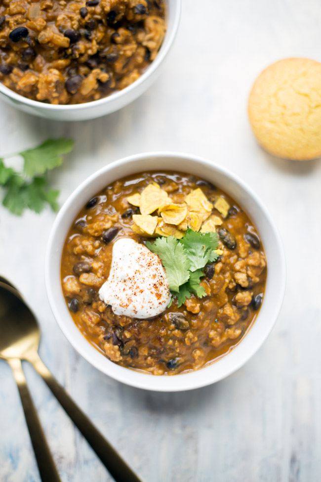 This chicken pumpkin chili is hearty, comforting and made with clean ingredients. Bonus: it only takes about 30 minutes to prepare and is perfect for meal prep!