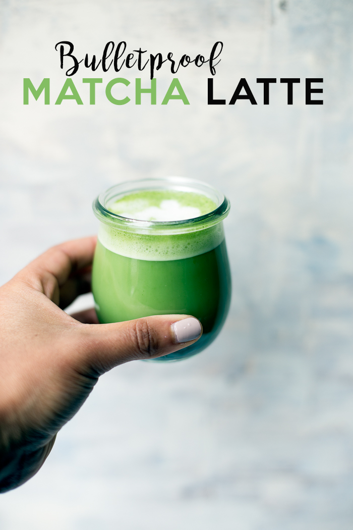 This bulletproof matcha latte makes an amazing morning pick-me-up. Loaded with antioxidants and healthy fats, it's an amazing way to start the day!