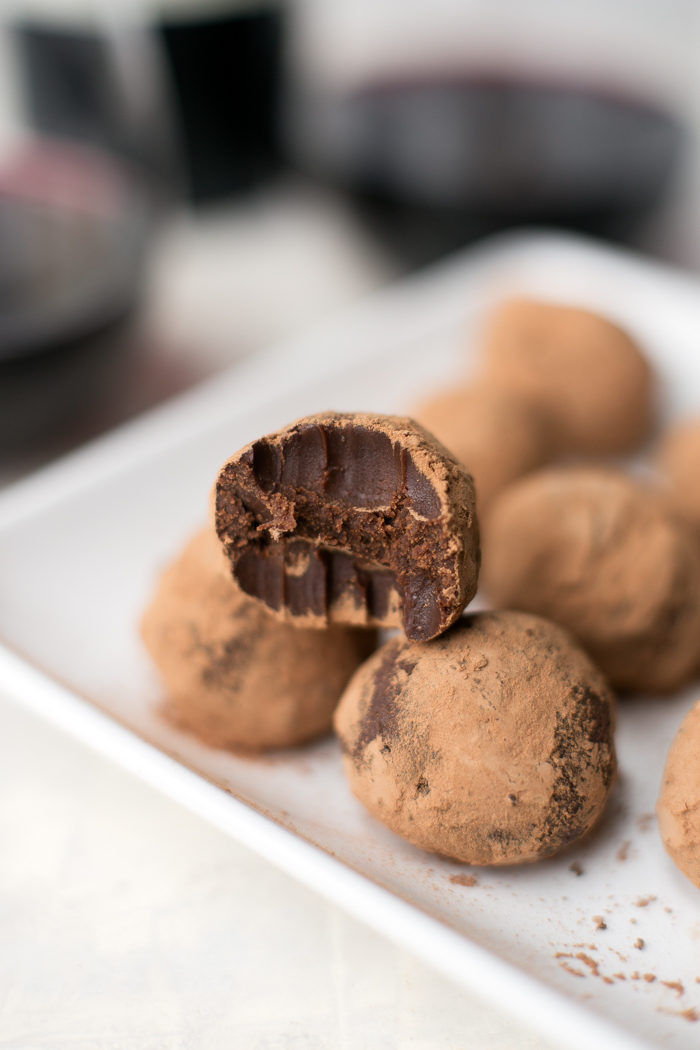 These rich, velvety, easy vegan chocolate truffles are the perfect treat for your next celebration. They require only a few simple ingredients, and pair well with a good glass of wine.