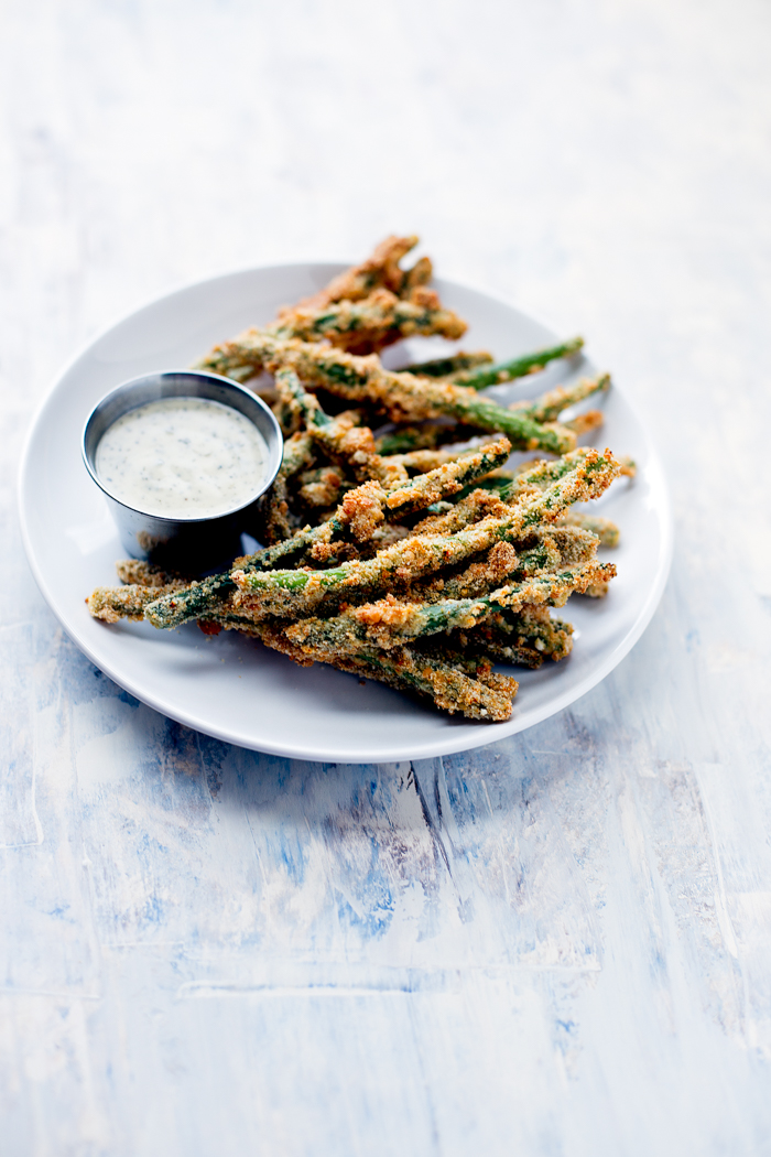 These baked green bean fries will be your new go-to healthy side dish! They are perfectly crispy, and are completely grain-free!