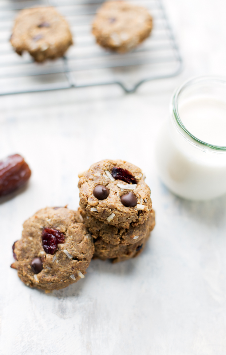 These easy trail mix cookies are grain and refined sugar-free. They’re naturally sweetened with Medjool dates, and make the perfect healthy treat or satisfying snack.
