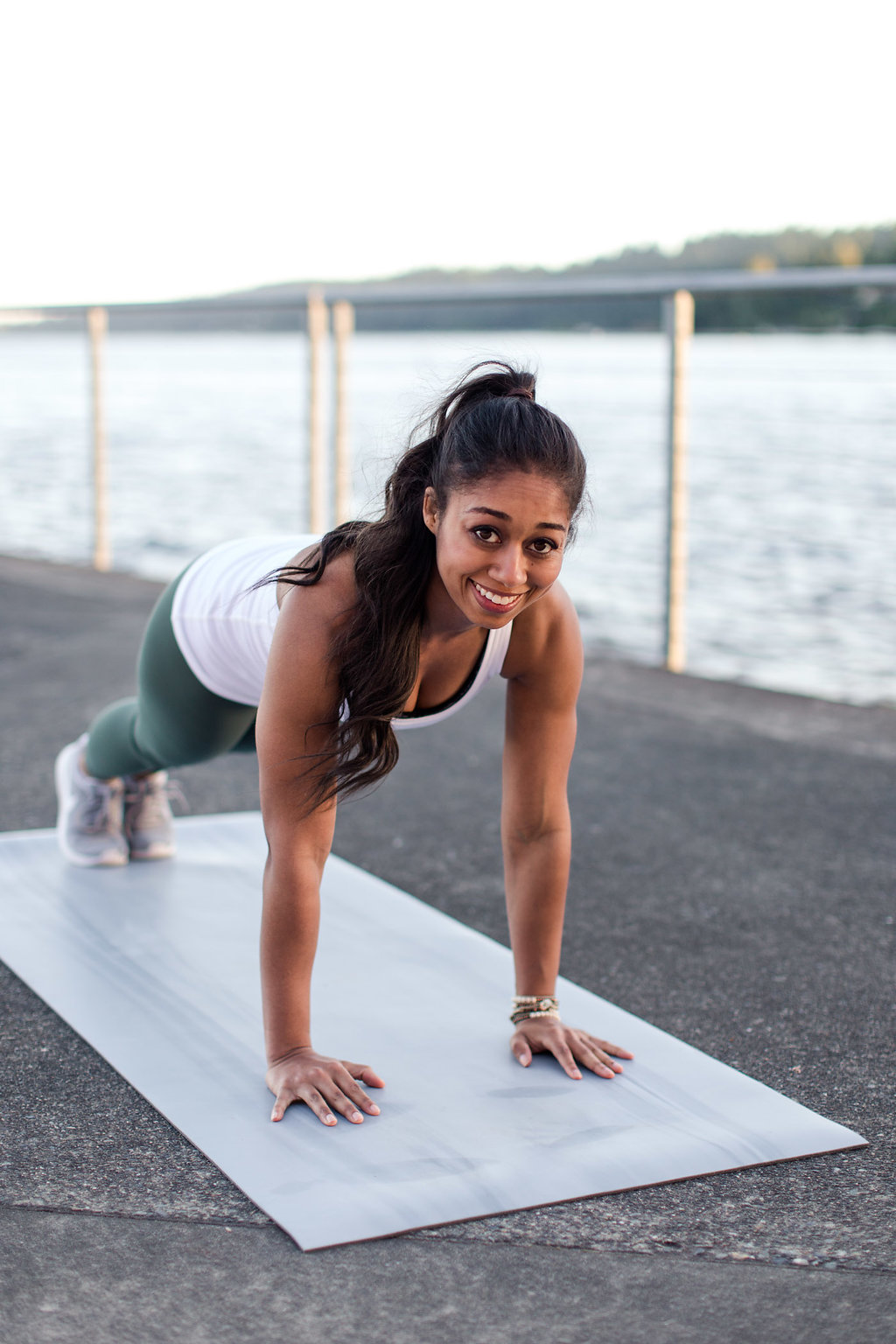 This sculpted arm workout will help you build upper body strength and sculpt and tone your arms and shoulders.