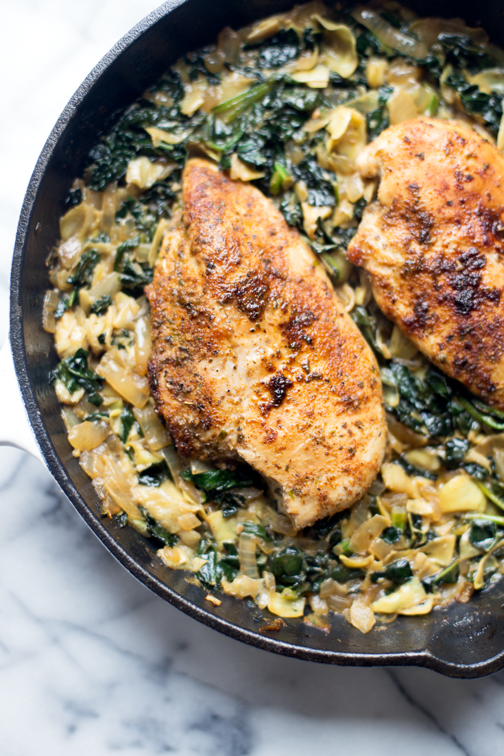 This Kale, Spinach, and Artichoke Chicken Skillet is the perfect 1-pan meal when you don’t have a ton of time to cook, but want a hearty dinner. It is easy to make, flavorful and is paleo and Whole30-friendly.
