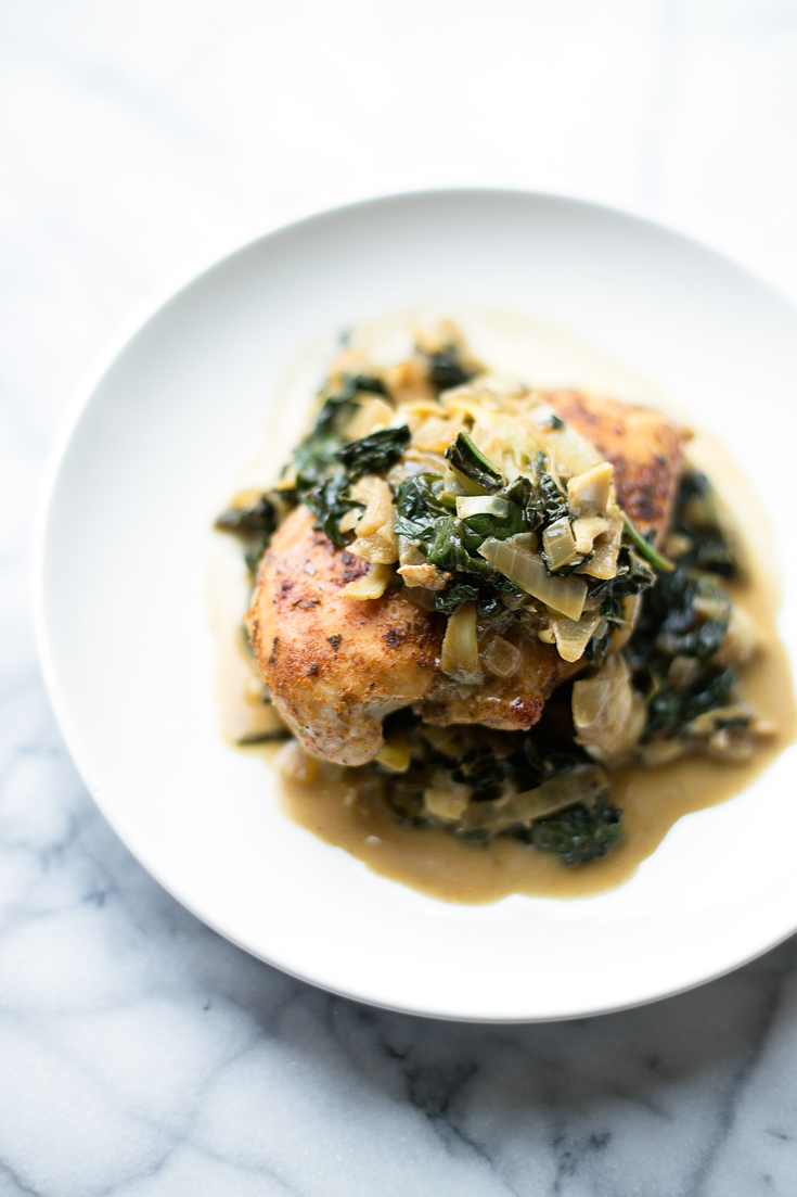 This Kale, Spinach, and Artichoke Chicken Skillet is the perfect 1-pan meal when you don’t have a ton of time to cook, but want a hearty dinner. It is easy to make, flavorful and is paleo and Whole30-friendly.